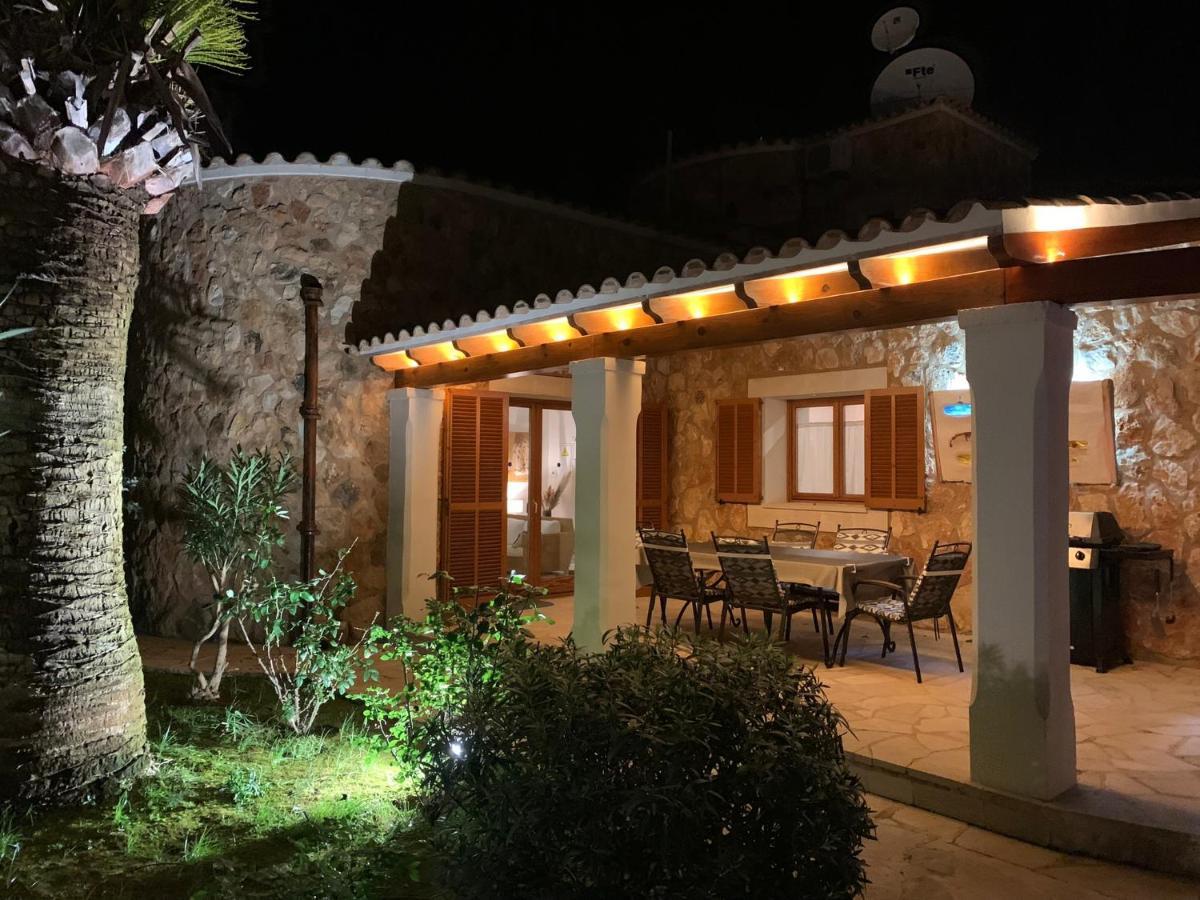 Villa Sanchez In Strandnahe Mit Pool, Jacuzzi, Klima, Wifi, Gas Bbq Santanyí Exterior foto